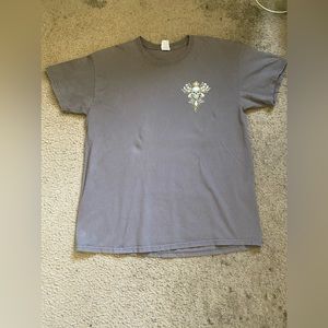 Affliction type shirt L
